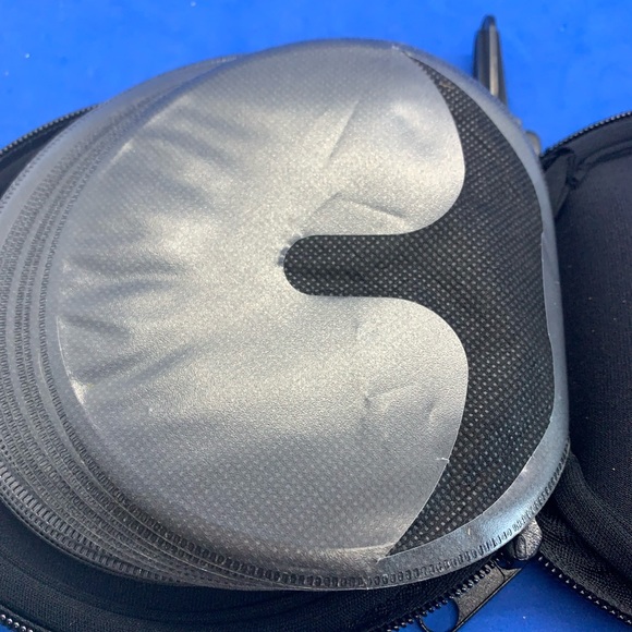 Hennessy Cognac Collectibles CD Pouch Storage 24 CD 12 Pouches EUC - Picture 5 of 7